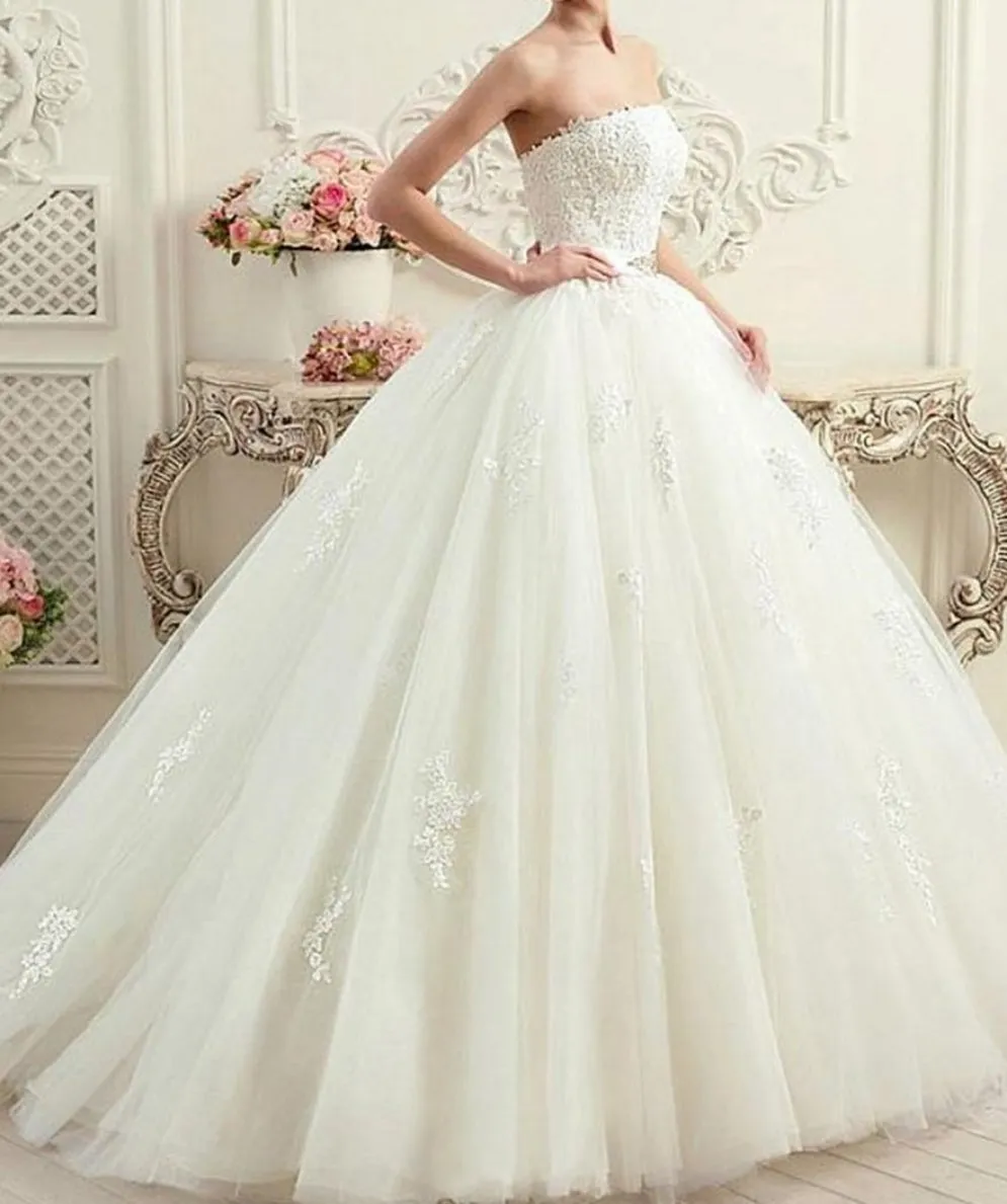 Corset Back Strapless Ball Gown Wedding Dresses With Lace Appliques