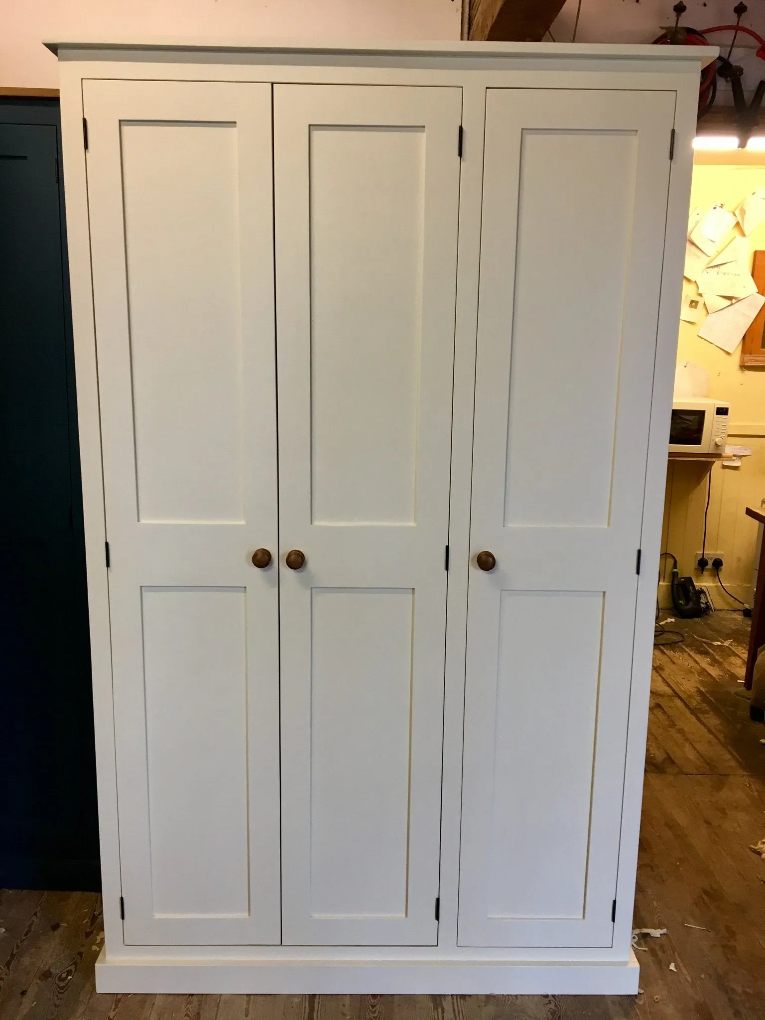 **SHALLOW 5 Door Coat and Shoe Storage Combination Cupboard - OPTION 1