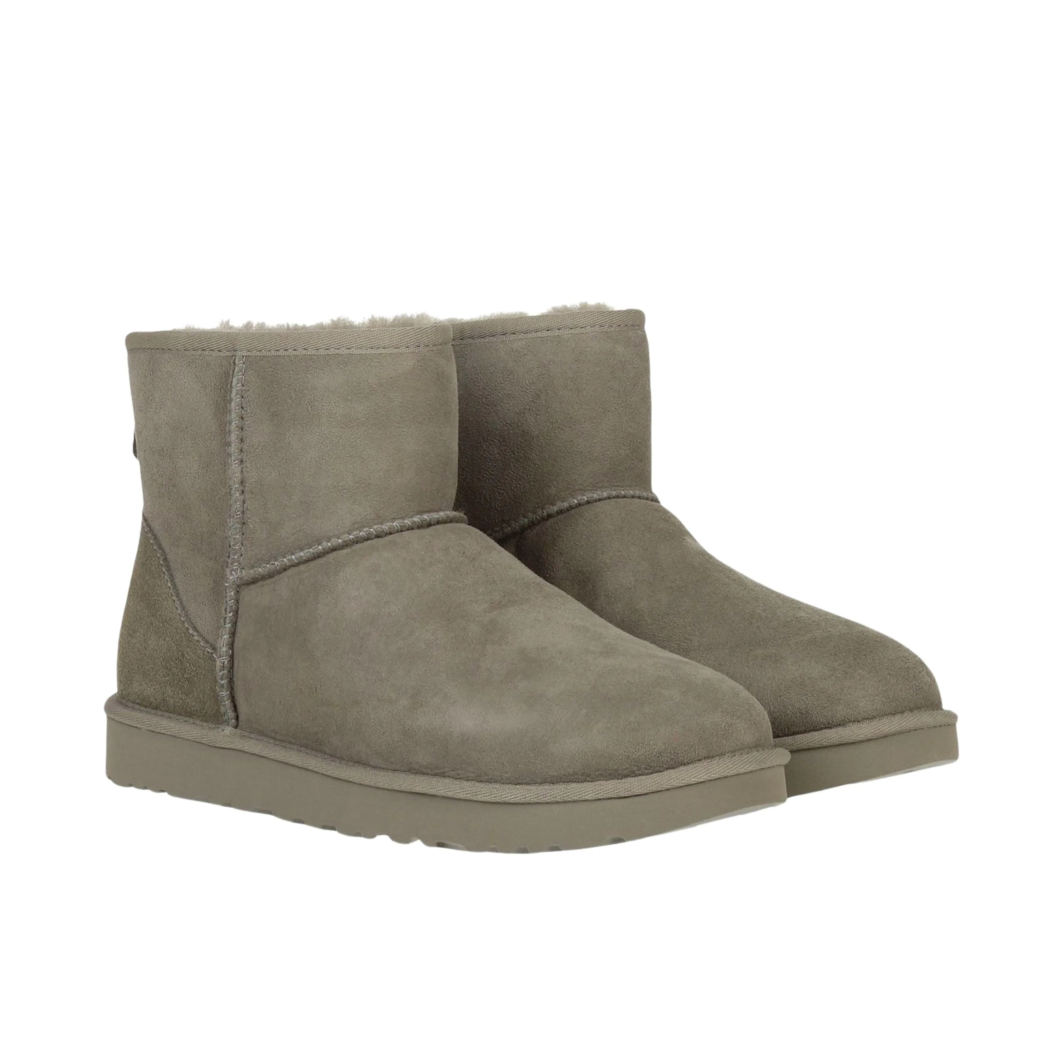 UGG - Classic short ankle boot