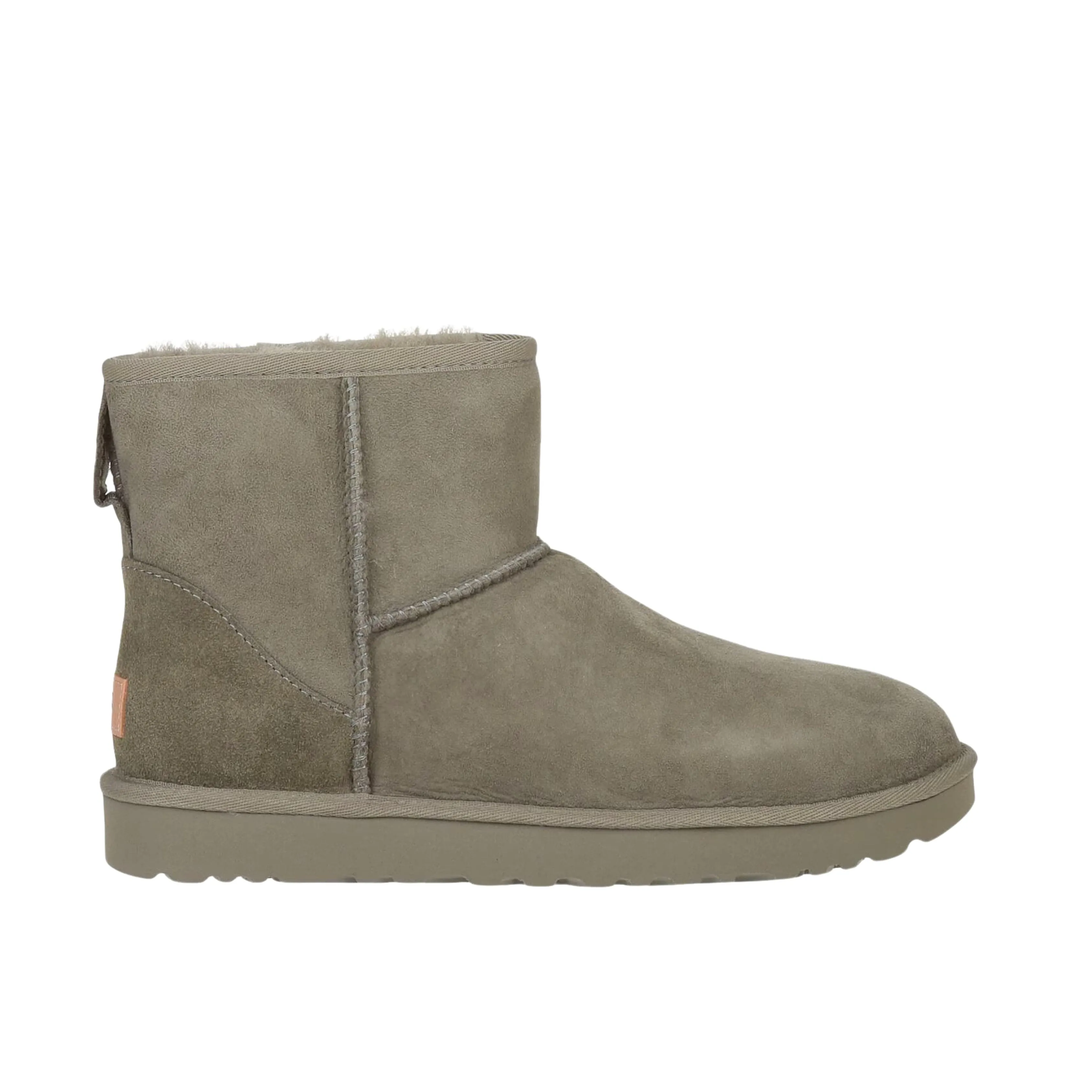 UGG - Classic short ankle boot