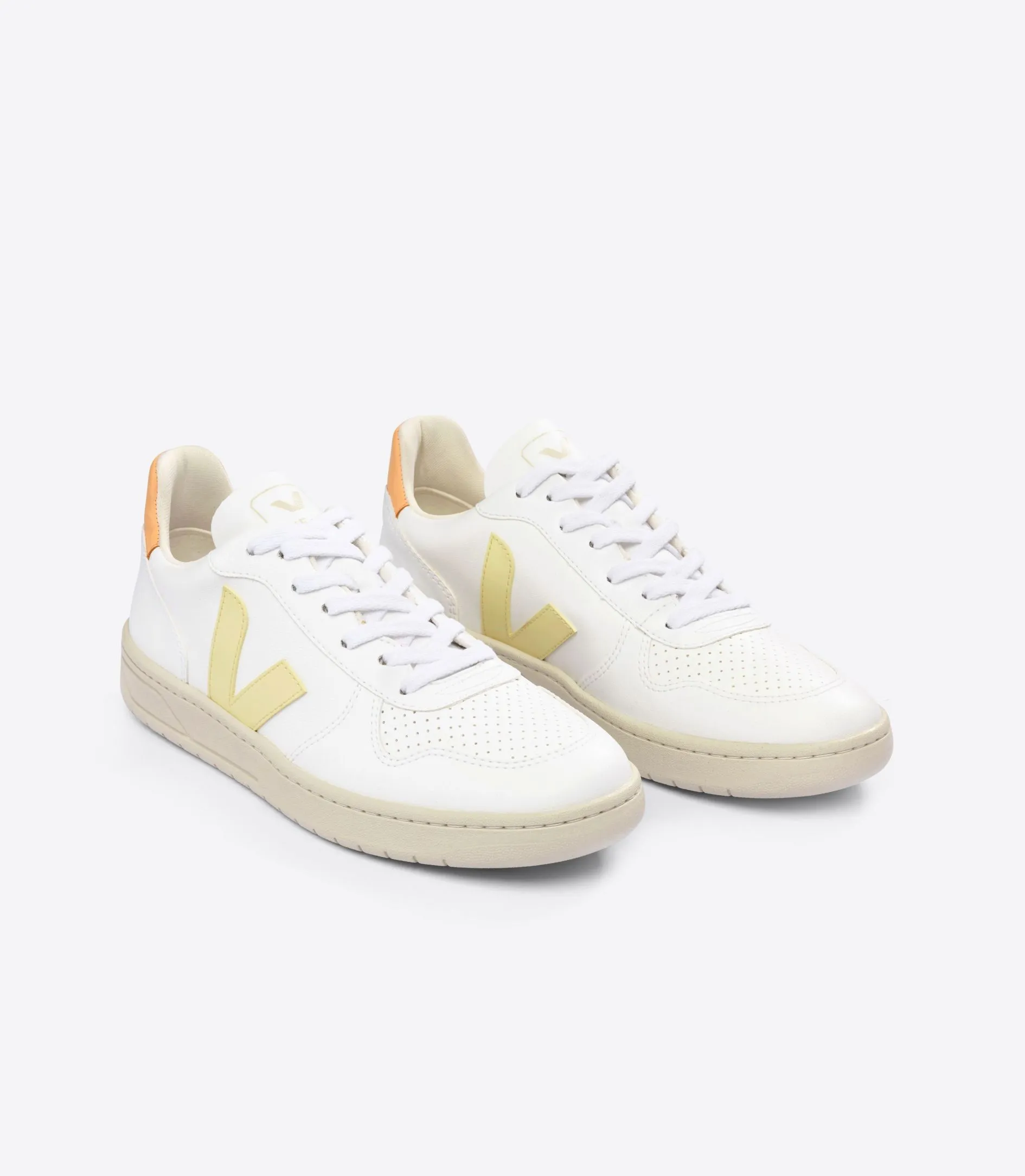 Veja - V-10  CWL in White Sun Peach